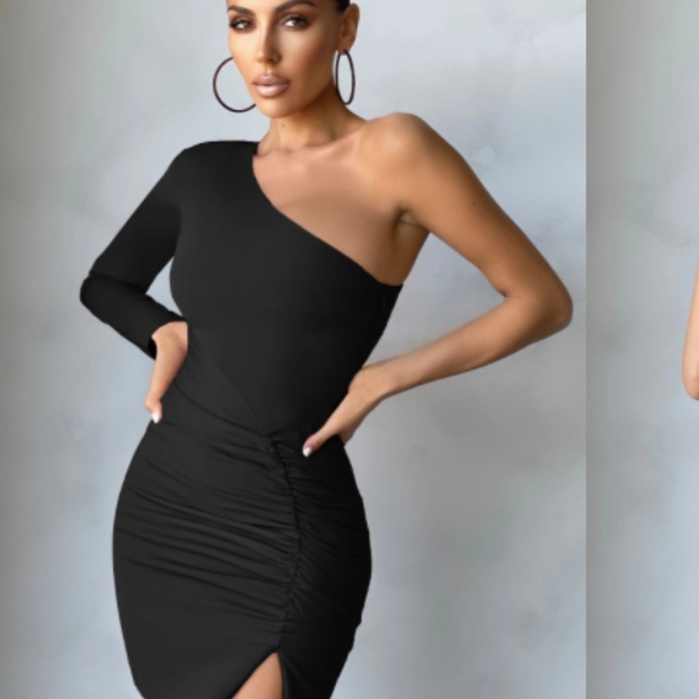 Black One Shoulder Ruched Side Mini Dress